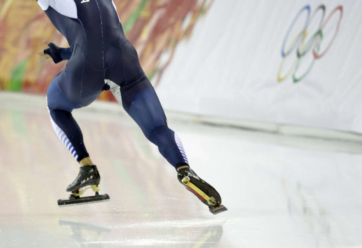 South Korean speedskater Lee Kyou-Hyuk practices his start during a training at the Adler Arena Training Center at the 2014 Winter Olympics in Sochi, Russia, Thursday, Feb. 6, 2014. (AP Photo/Patrick Semansky)