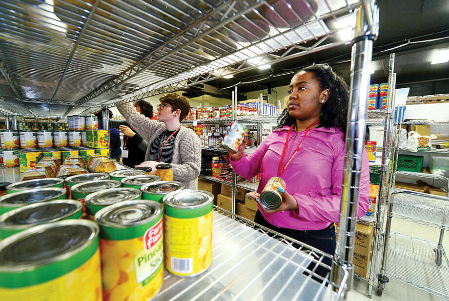 P2p Food Pantry Seeks Student Volunteers To Assist In Expanding