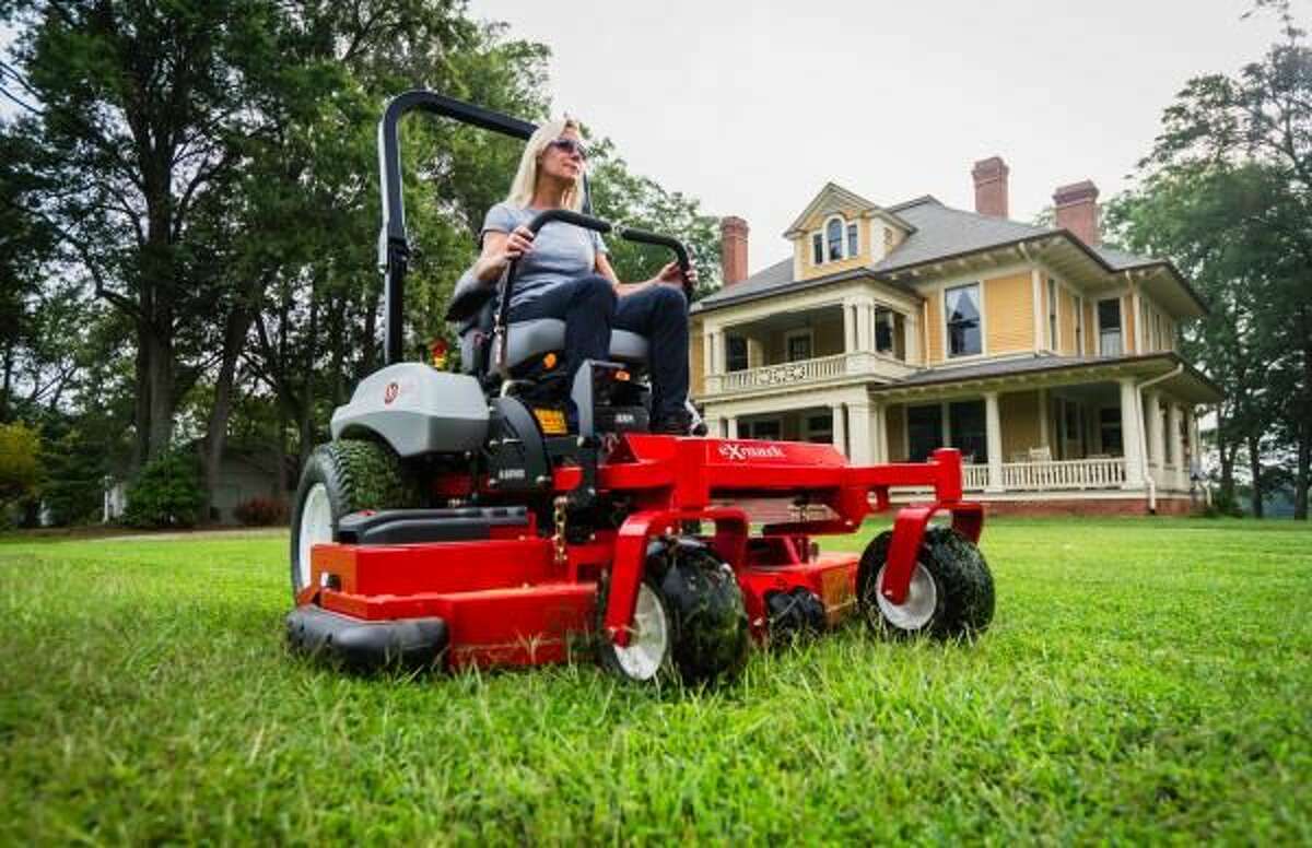 What to Know When Repairing Your Lawn Mower