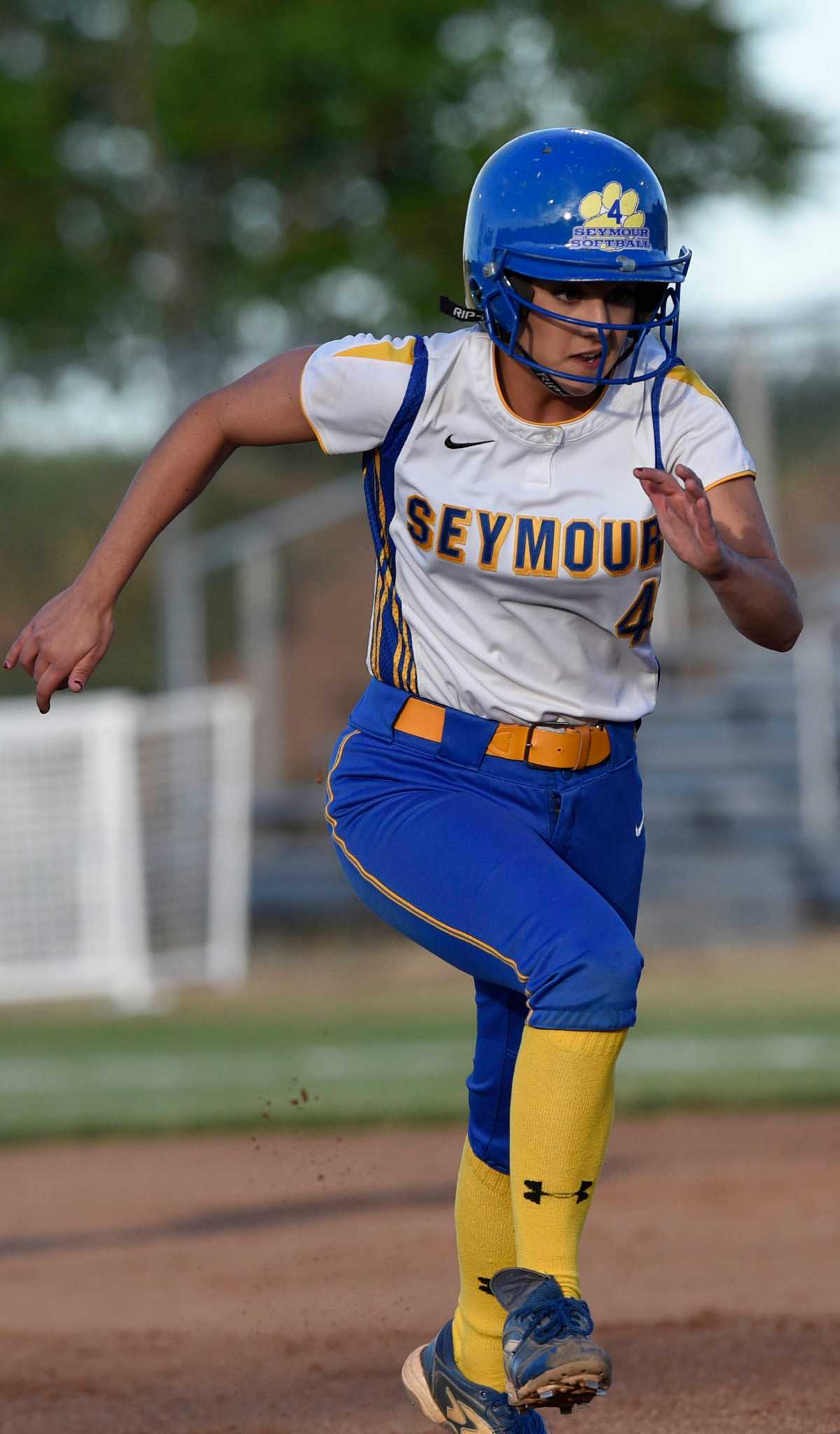 Seymour wins 10th CIAC softball title