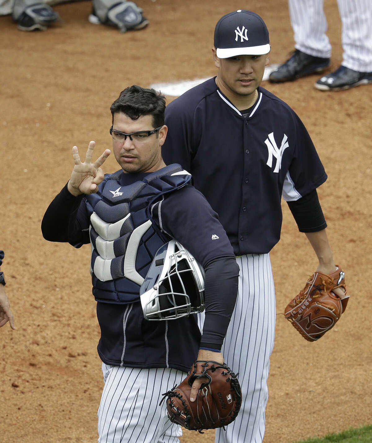 Yankees' Masahiro Tanaka prepares for start with simulated game