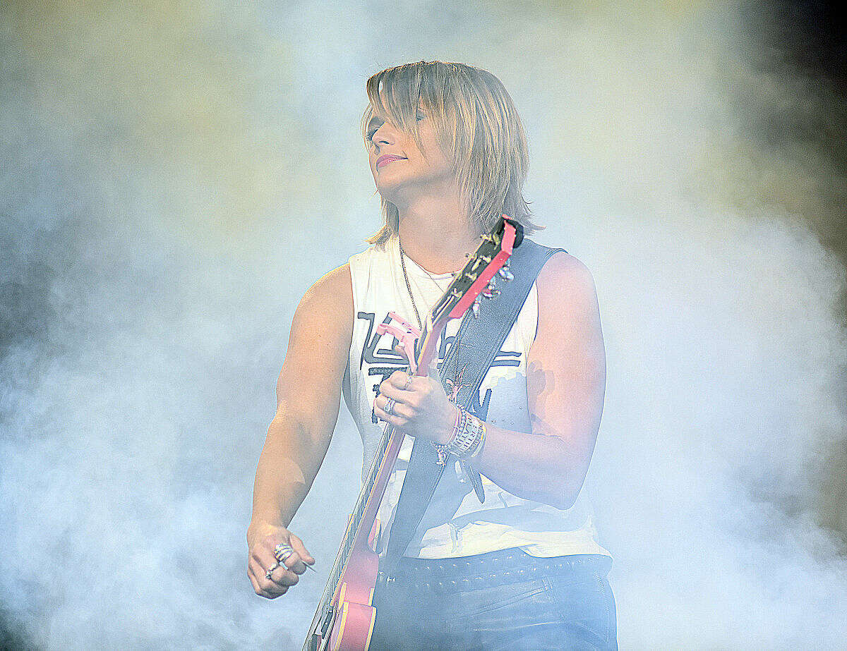 Hour photo/John Nash - Country rock star Miranda Lambert was in concert at the Mohegan Sun Arena in Uncasville on Saturday night.