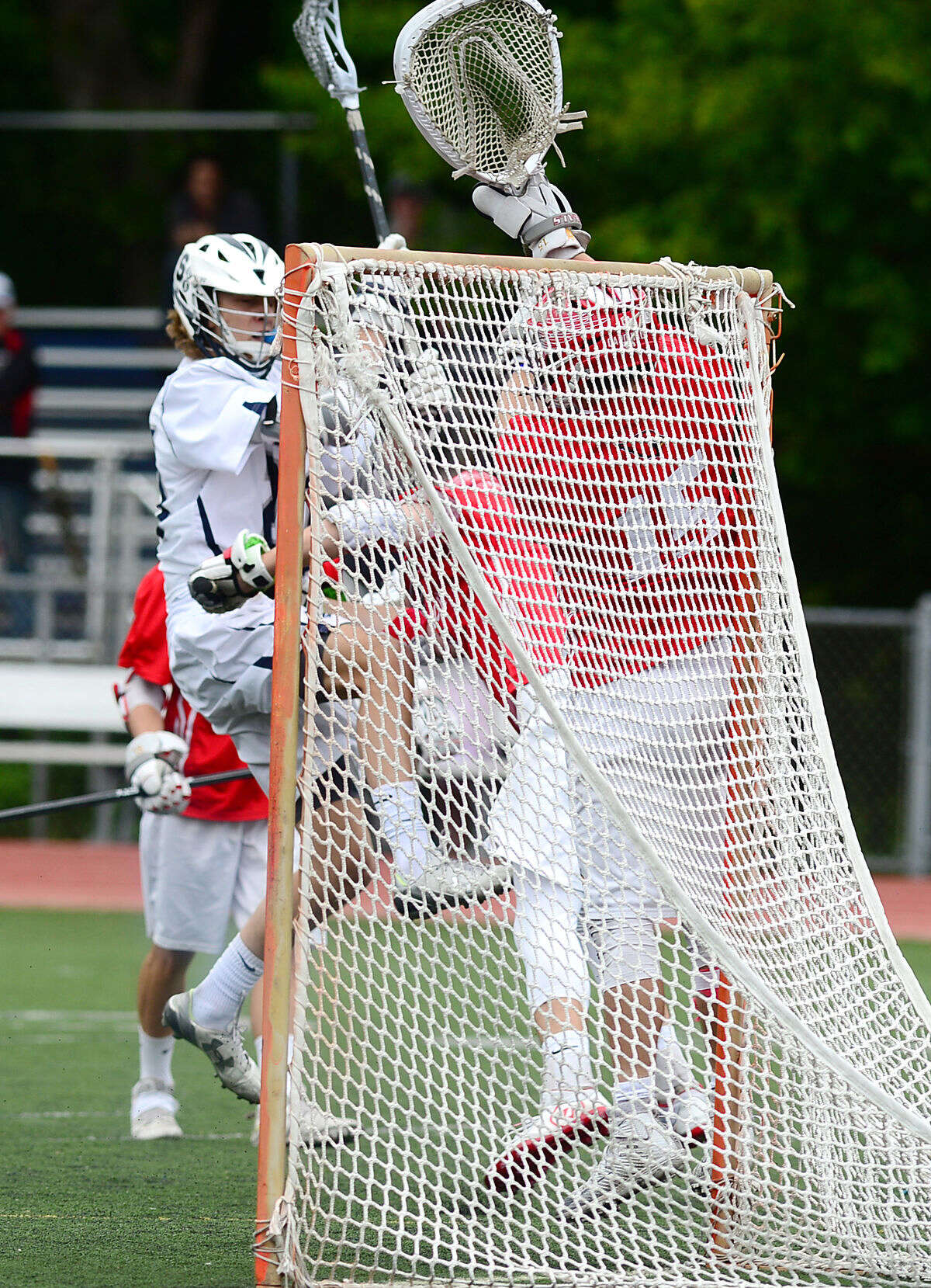 Staples wins its firstever FCIAC lacrosse playoff game