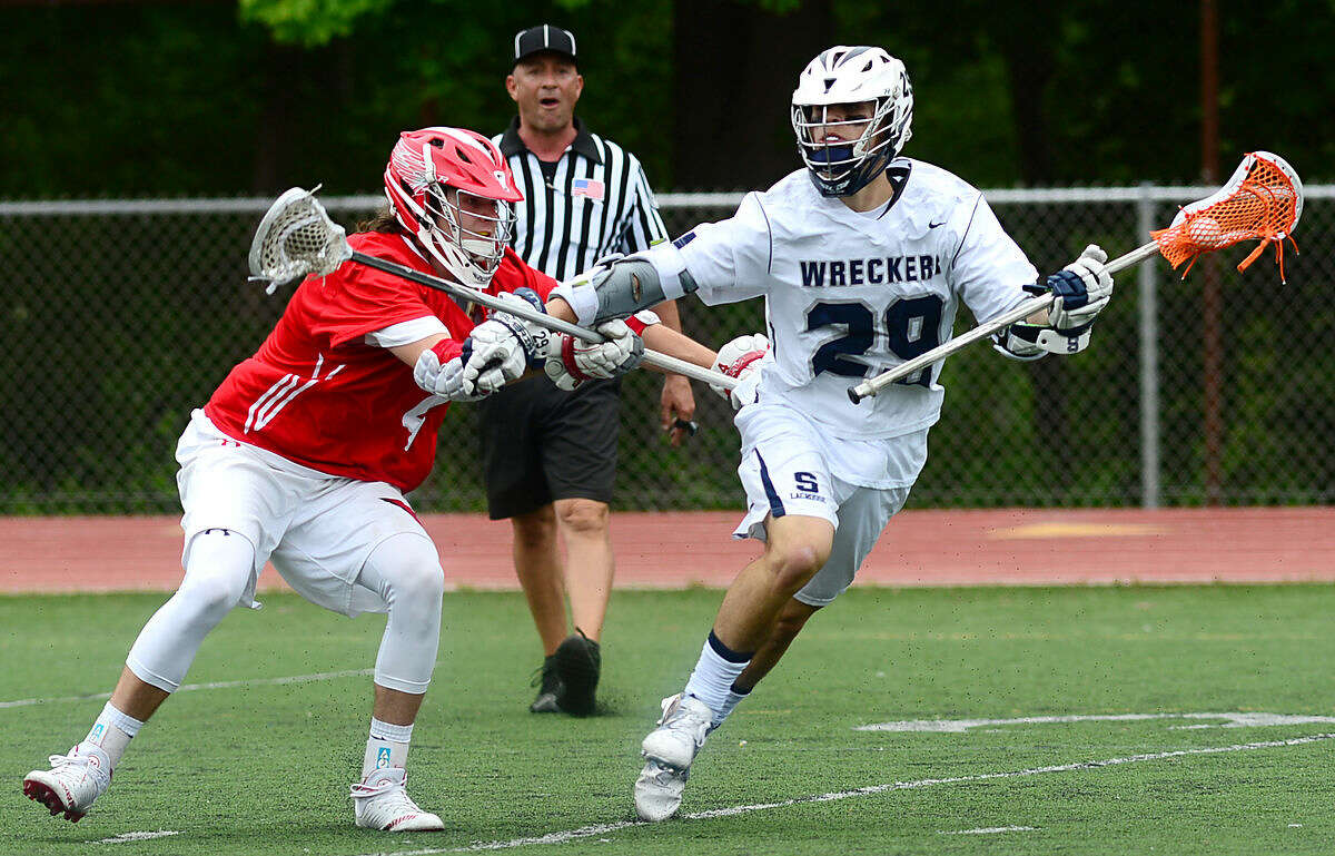Staples wins its firstever FCIAC lacrosse playoff game