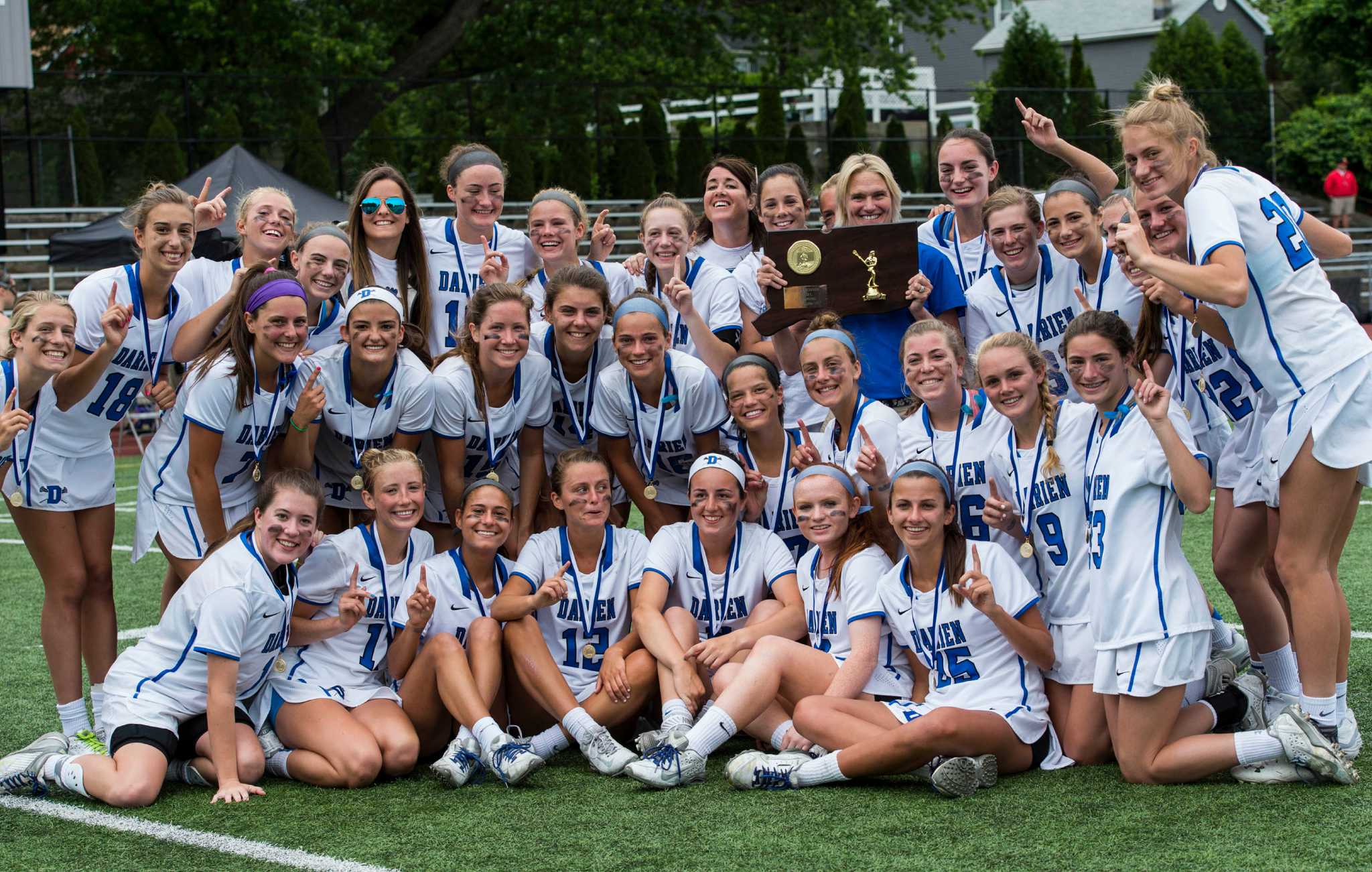 Darien girls lacrosse team defeats Warde for fourth straight Class L title