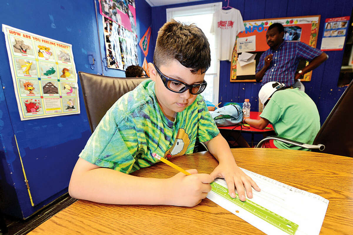 Carver Center S Summer Camp Provides Enrichment For 400 K 8 Children In Norwalk