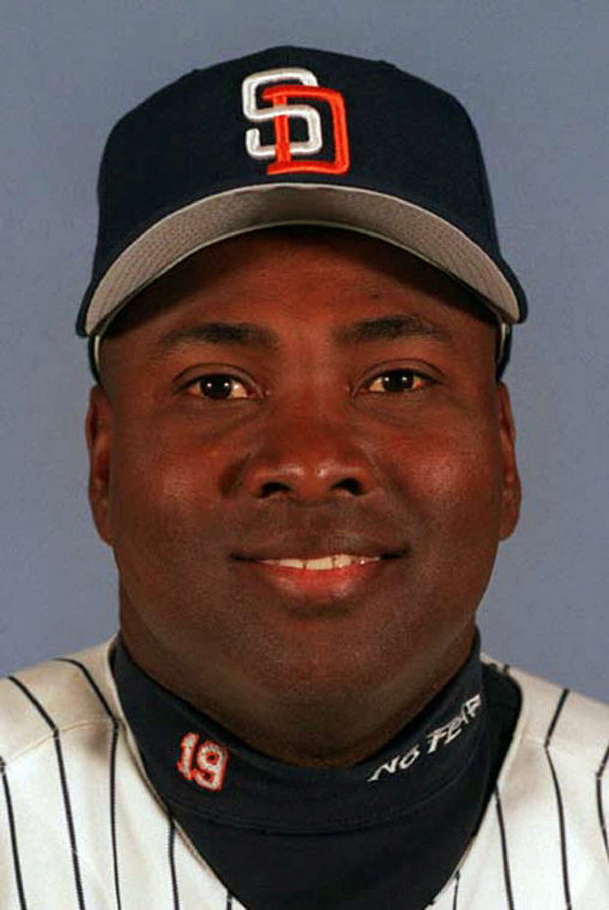 Hall of Fame says San Diego Padres great Tony Gwynn dies of cancer at 54