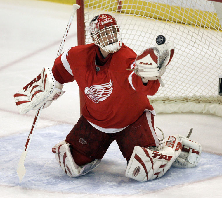 Former Sabres goaltender Dominik Hasek elected to Hall of Fame