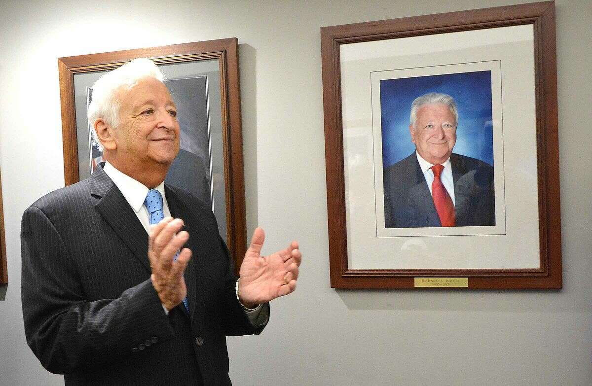 Hour Photo/Alex von Kleydorff Ricard Moccia as his official mayors portrait is unveiled at City Hall