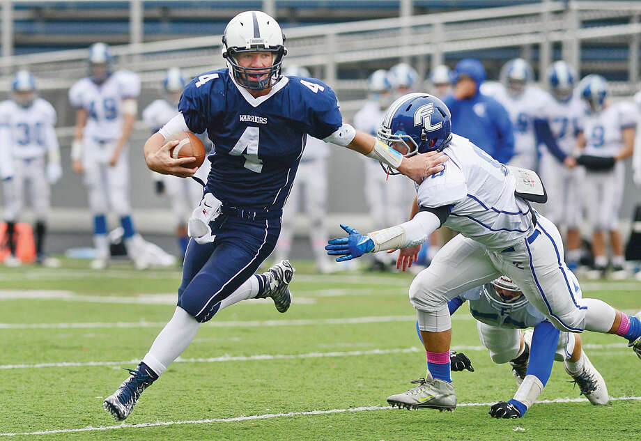 In Photos Wilton Vs Fairfield Ludlowe Football The Hour
