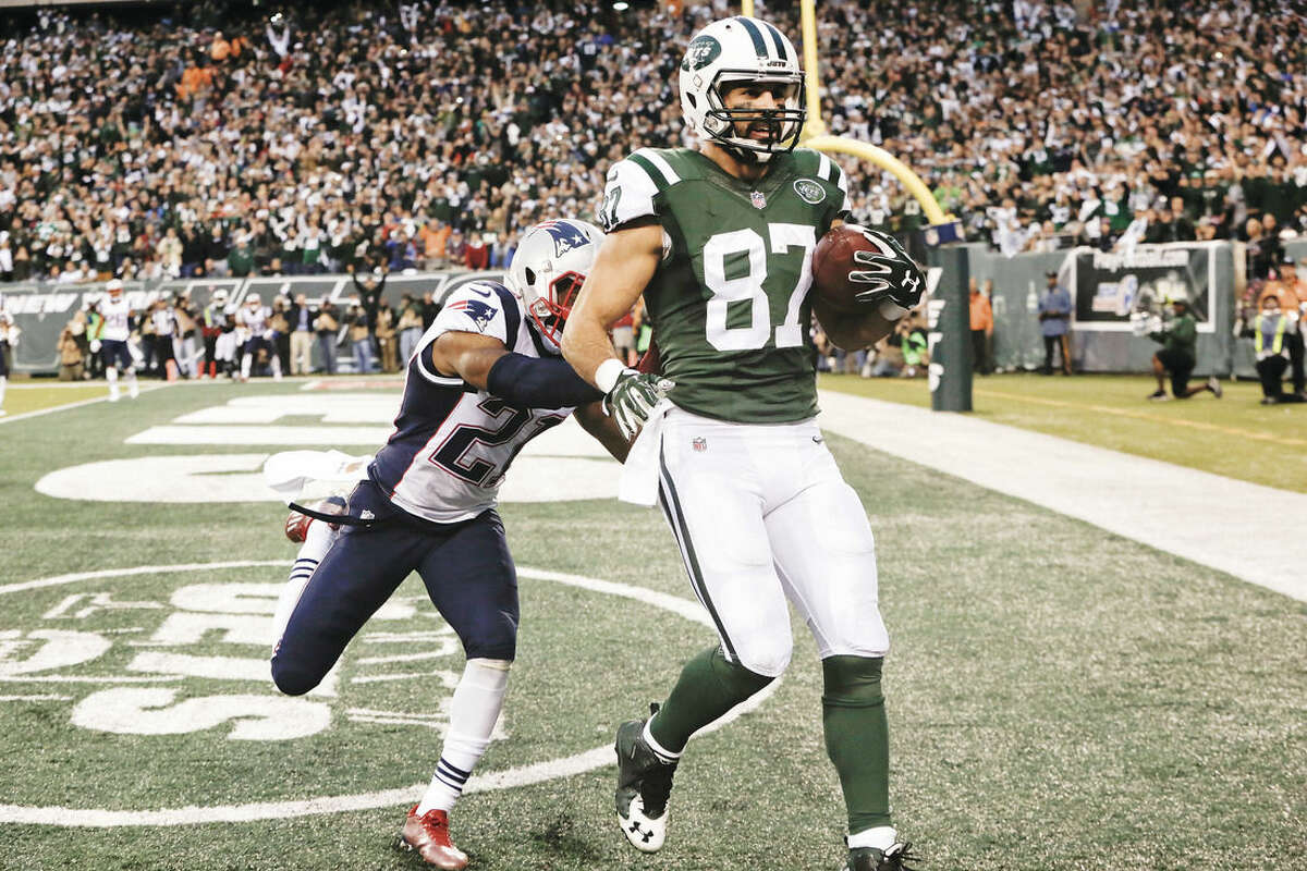 Jets Move Into Playoff Position, 26-20 In Overtime Over Patriots