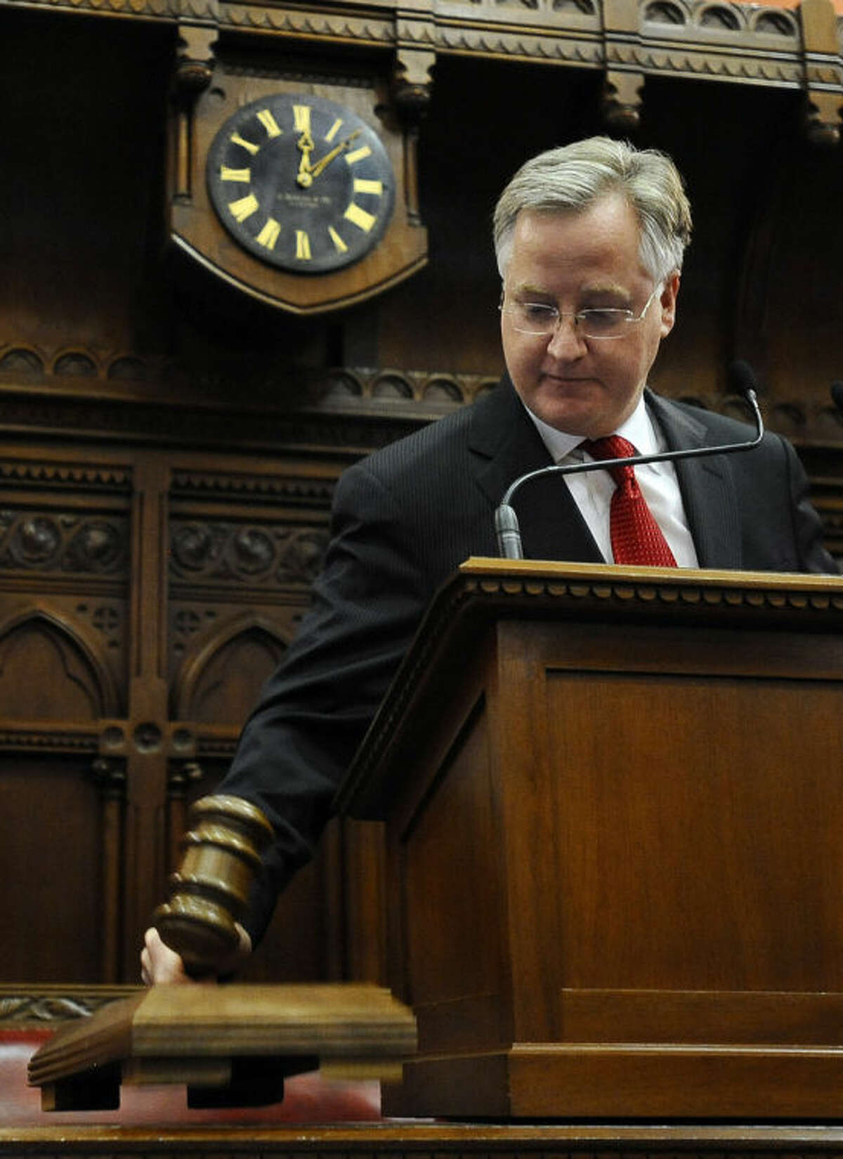 Connecticut Speaker of the House Brendan Sharkey brings down the gavel to close the final day of session at the Capitol, Thursday, May 8, 2014, in Hartford, Conn. (AP Photo/Jessica Hill)