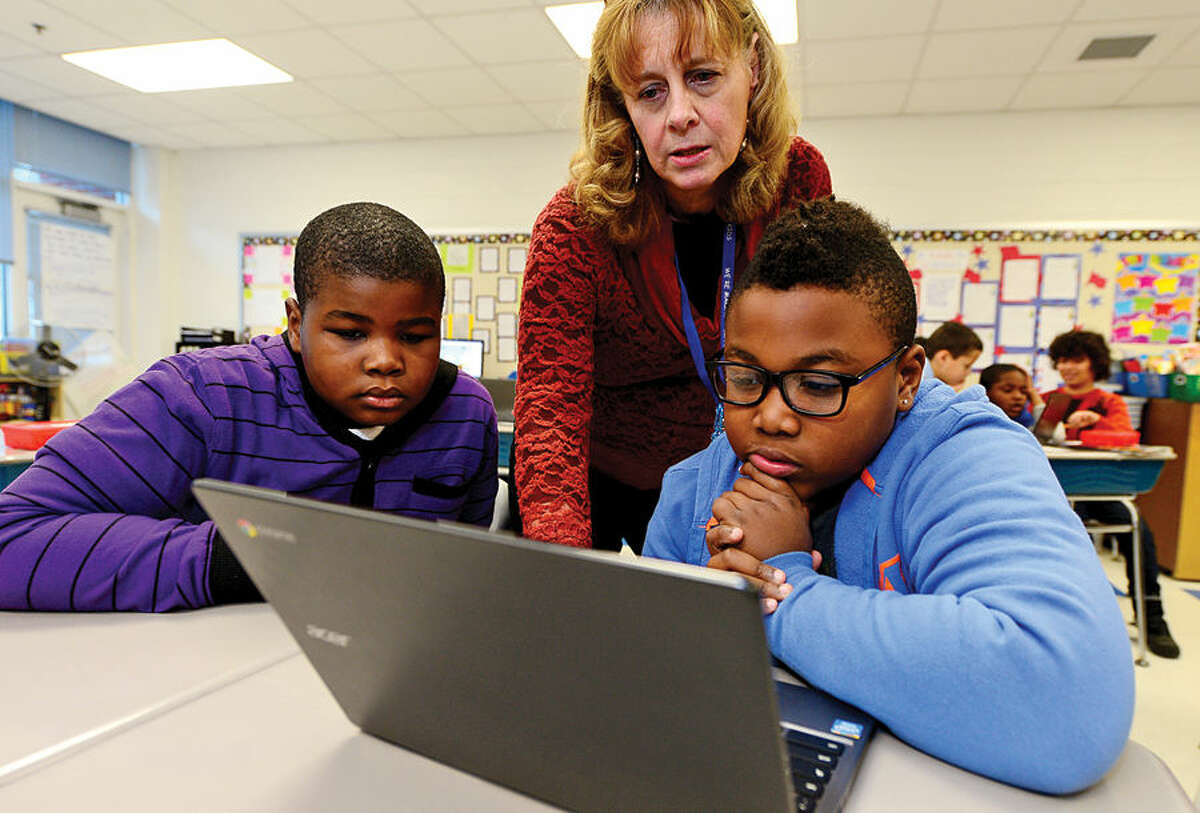 Kendall Elementary students receive lessons in coding, computer programming