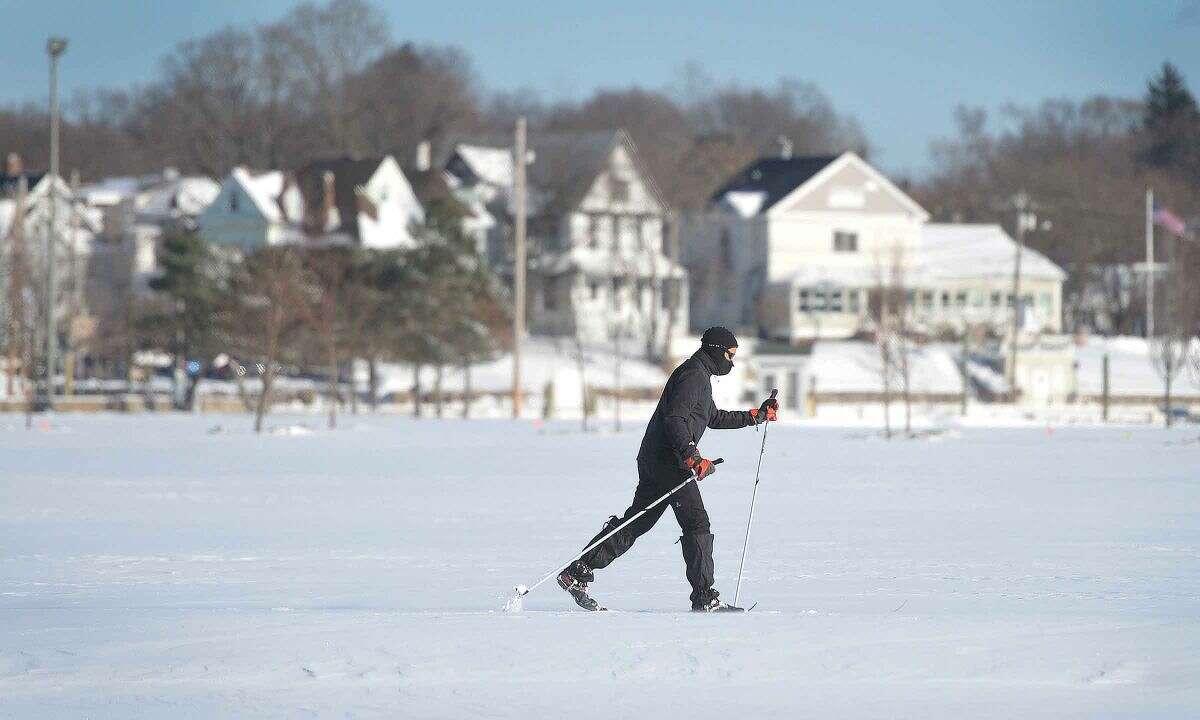 Hour Photo/Alex von Kleydorff. Friday's snow was perfect for Cross Country skiing at Veterans Park in Norwalk