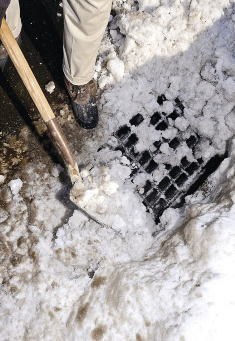 'Storm Drain Superstars' sought to clear ice, snowclogged drains, basins