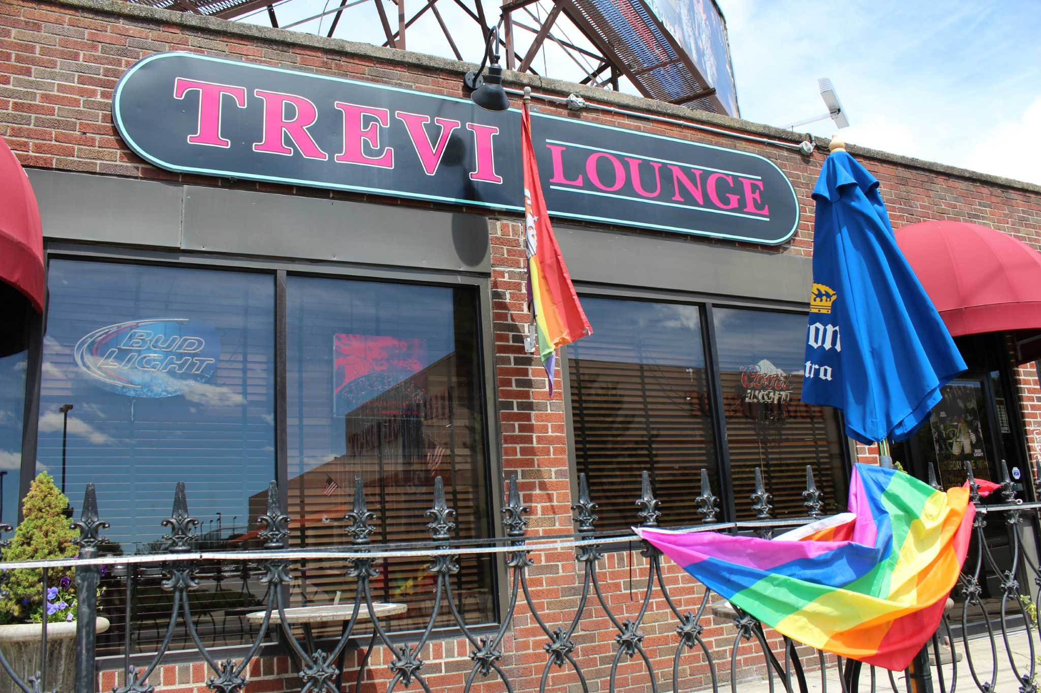 Trevi Lounge