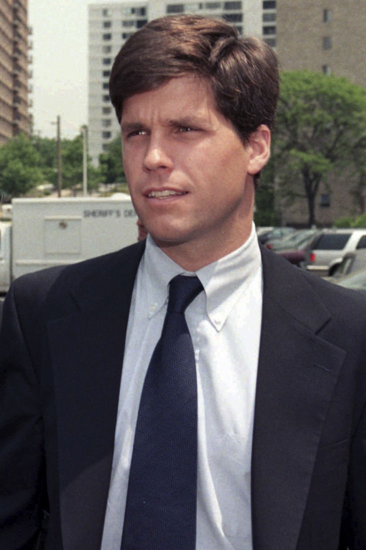 1980s 'preppy rapist' Alex Kelly now a skydiving instructor