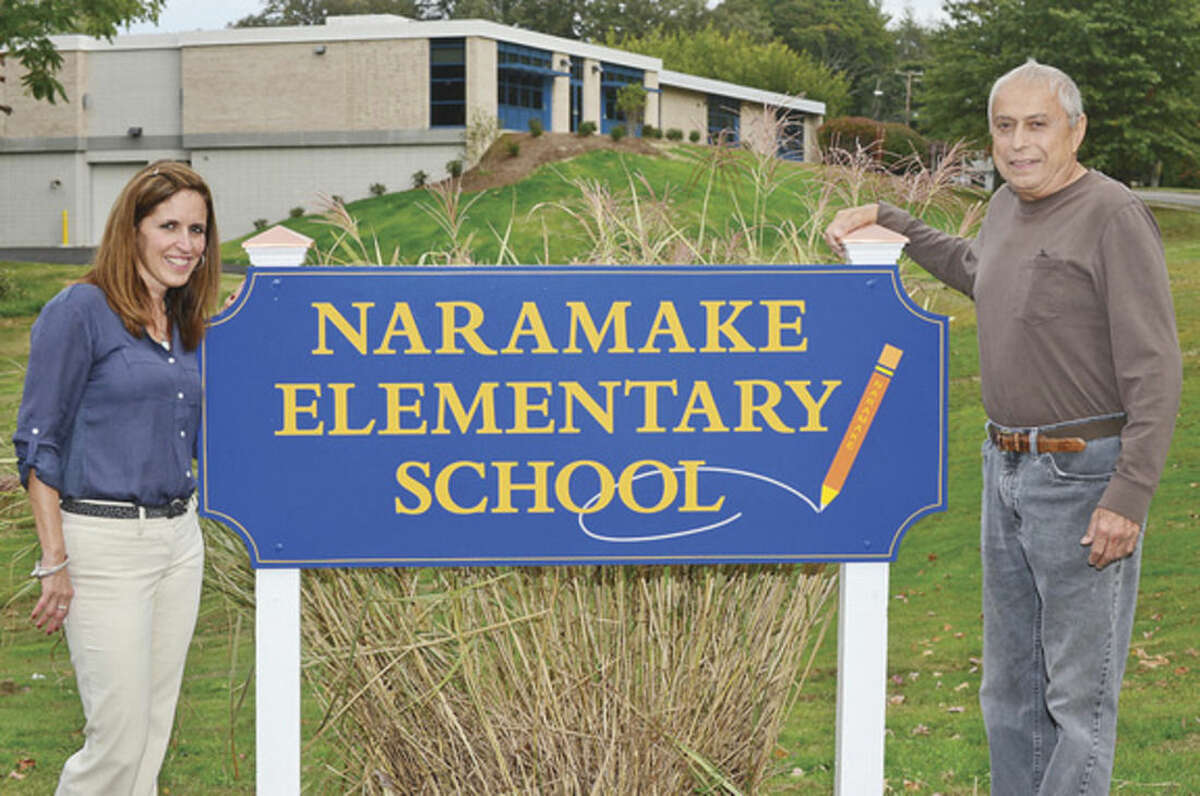 Naramake Elementary School Gets A New Sign