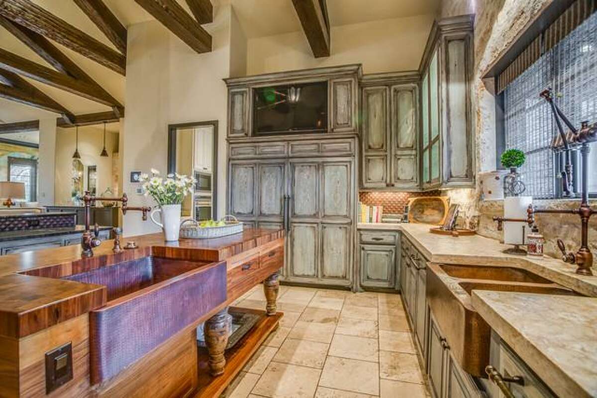 Luxury real estate market in Lubbock, Texas, boasts 2.4M mansion