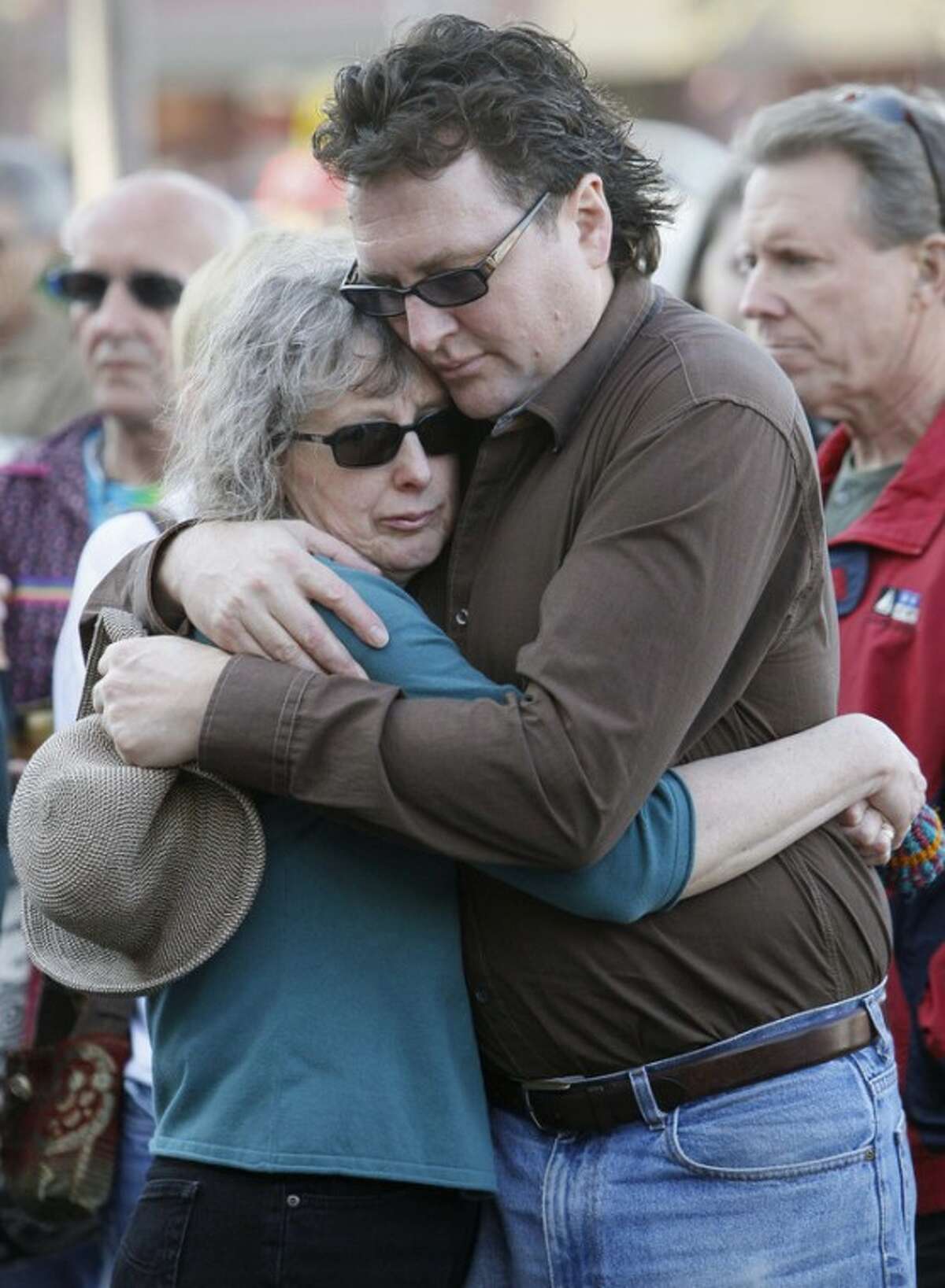 Survivors move forward year after Giffords attack