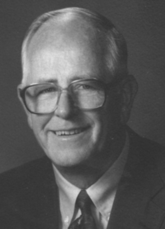 Obituary: Richard Rowland Berry, 79, Olin Corporation executive