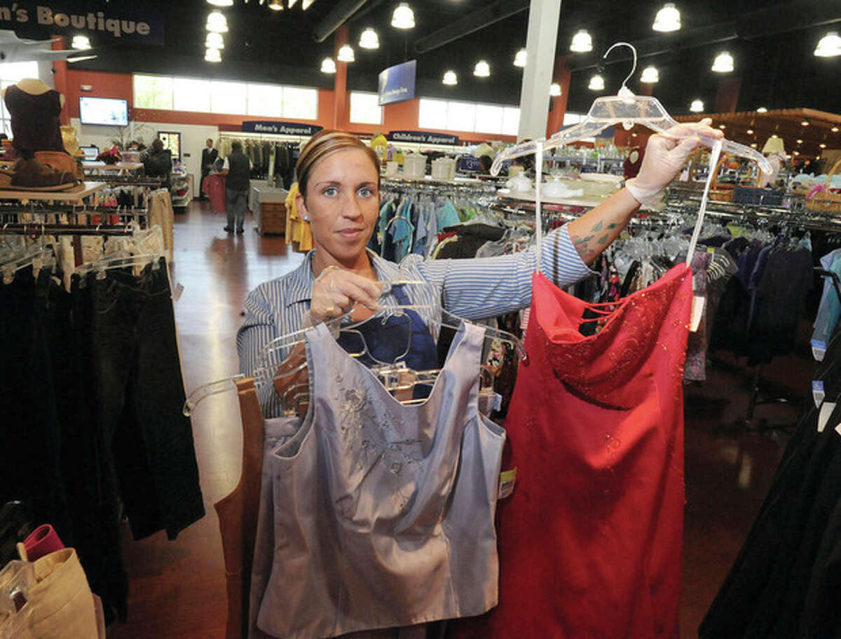 Westport Department of Human Services helping town students afford prom,  graduation attire