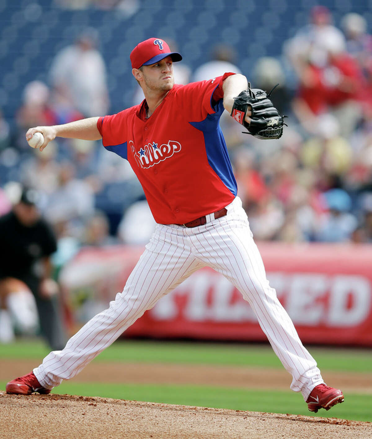 Philadelphia Phillies' Kyle Kendrick pitches during the first inning of an exhibition spring training baseball game against the New York Yankees, Tuesday, Feb. 26, 2013, in Clearwater, Fla. (AP Photo/Matt Slocum)