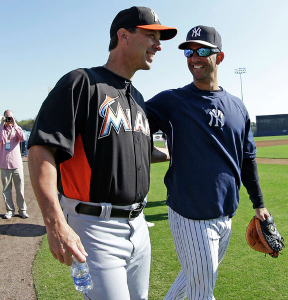 Why Jorge Posada returned to baseball with Marlins and not Yankees