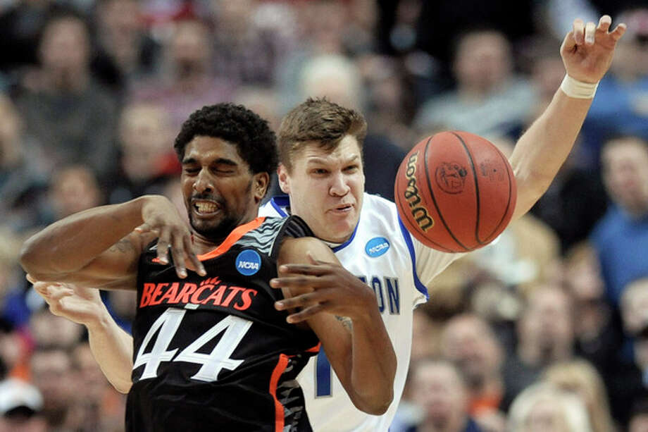 Ncaa Tourney Mcdermott Leads Creighton Past Cincinnati The Hour