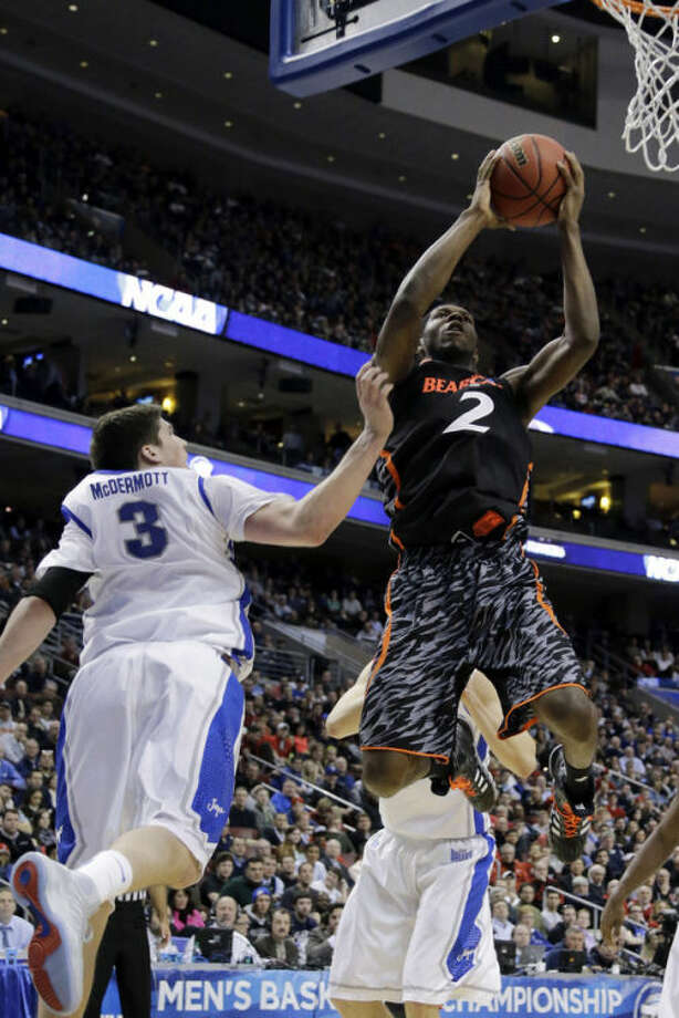 Ncaa Tourney Mcdermott Leads Creighton Past Cincinnati The Hour