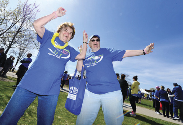 Large turnout at annual Whitingham Cancer Center walk/run