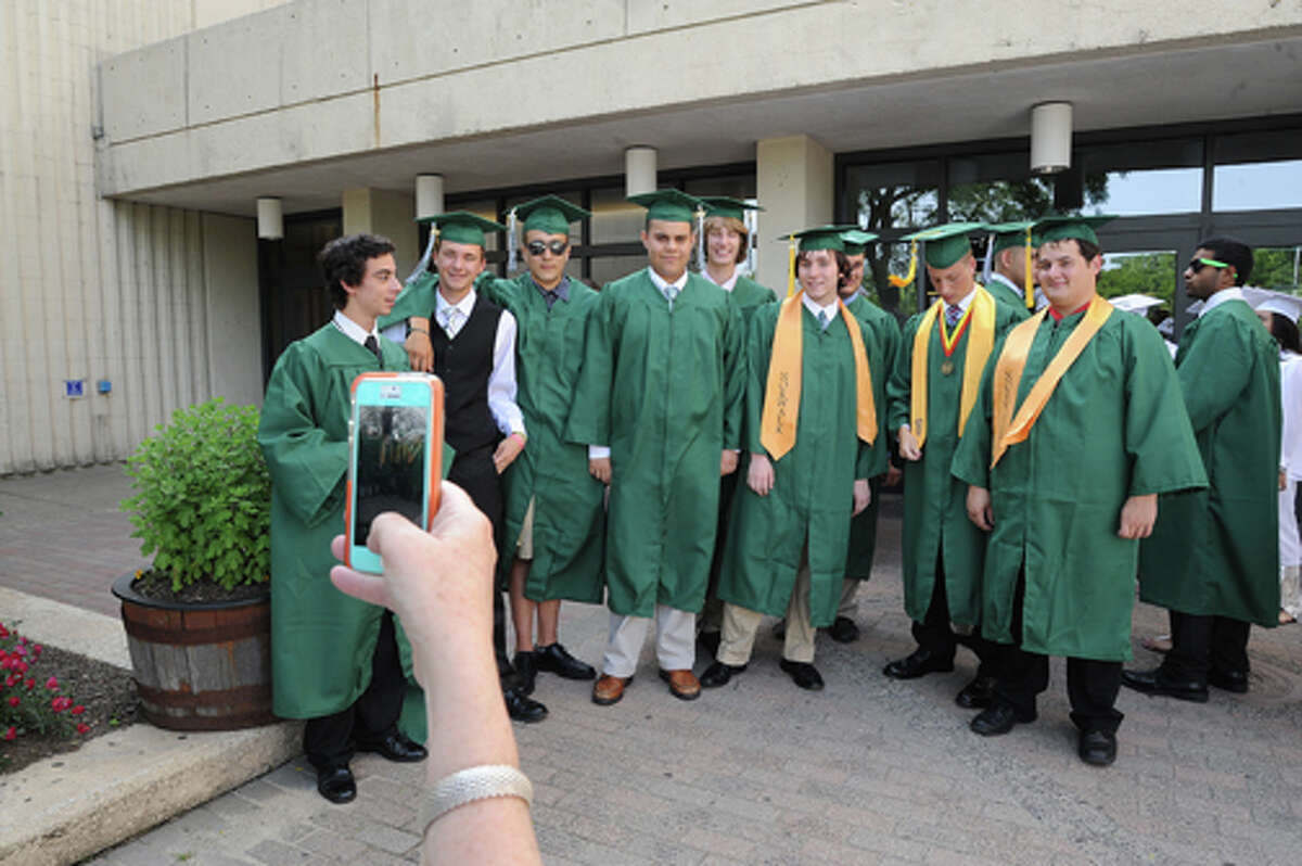 Now they are 'grizzlies' Norwalk High School graduates 352 at Testa Field