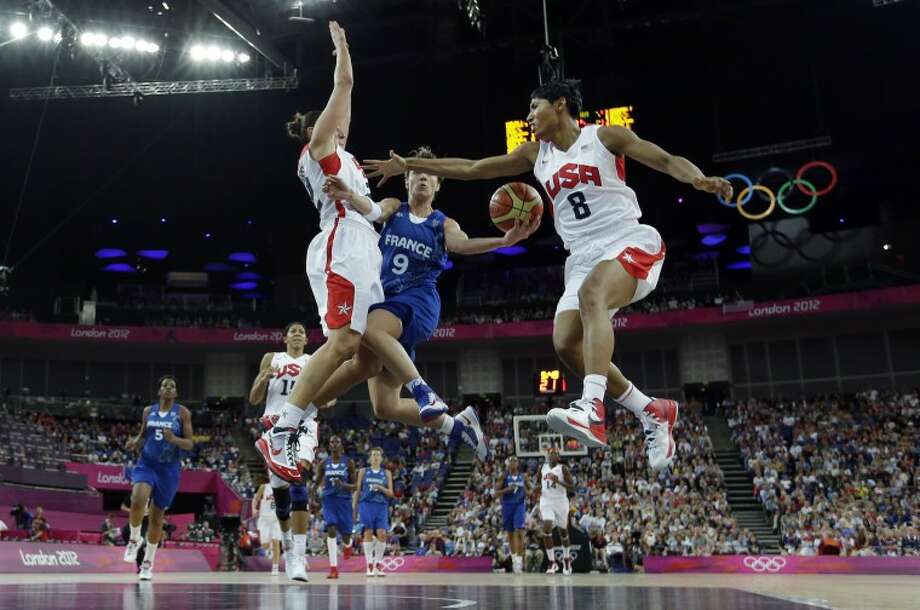 diana taurasi dunk