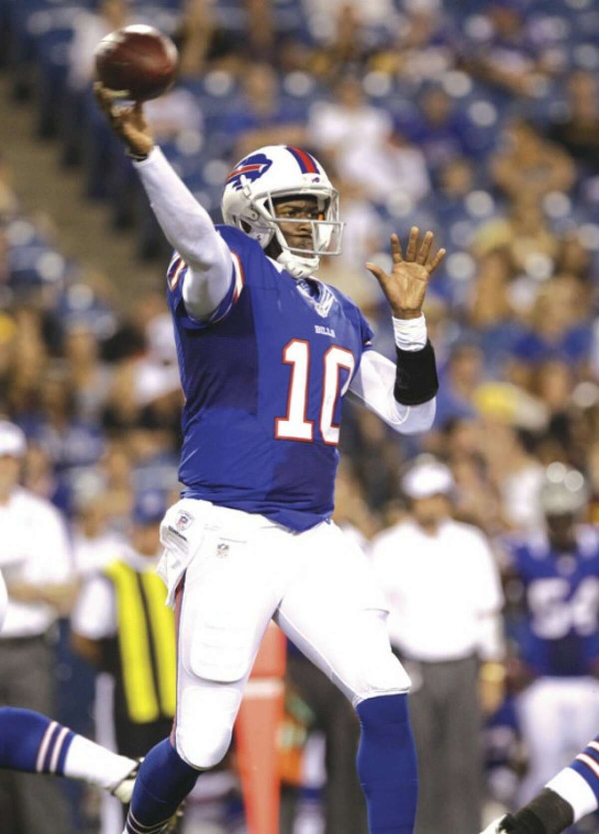 AP photo Vince Young of the Buffalo throws against the Pittsburgh Steelers during an NFL preseason game Saturday. Young was released by the Bills Monday after they acquired quarterback Tavaris Jackson.