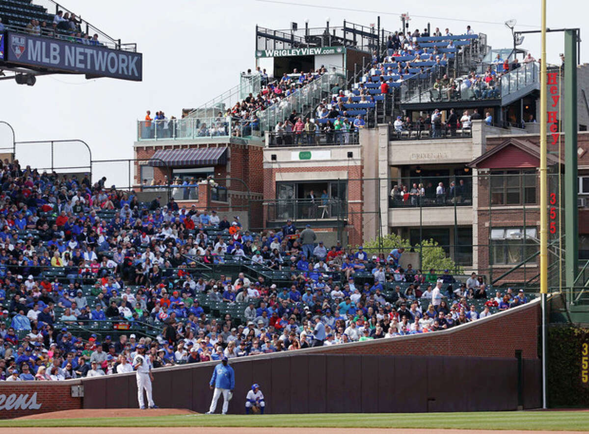 Battle between Cubs and rooftops heating up
