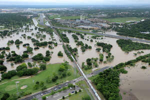 Search continues for teen missing in Texas flood
