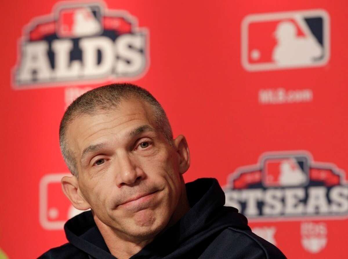 Joe Girardi mourns the death of his father 