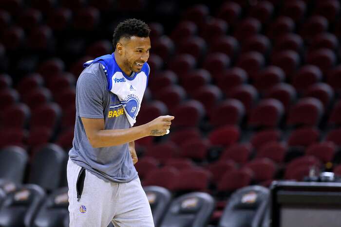 Leandro Barbosa Reveals Former Golden State Warriors Teammate Andre  Iguodala Wanted to Retire in 2019 - EssentiallySports