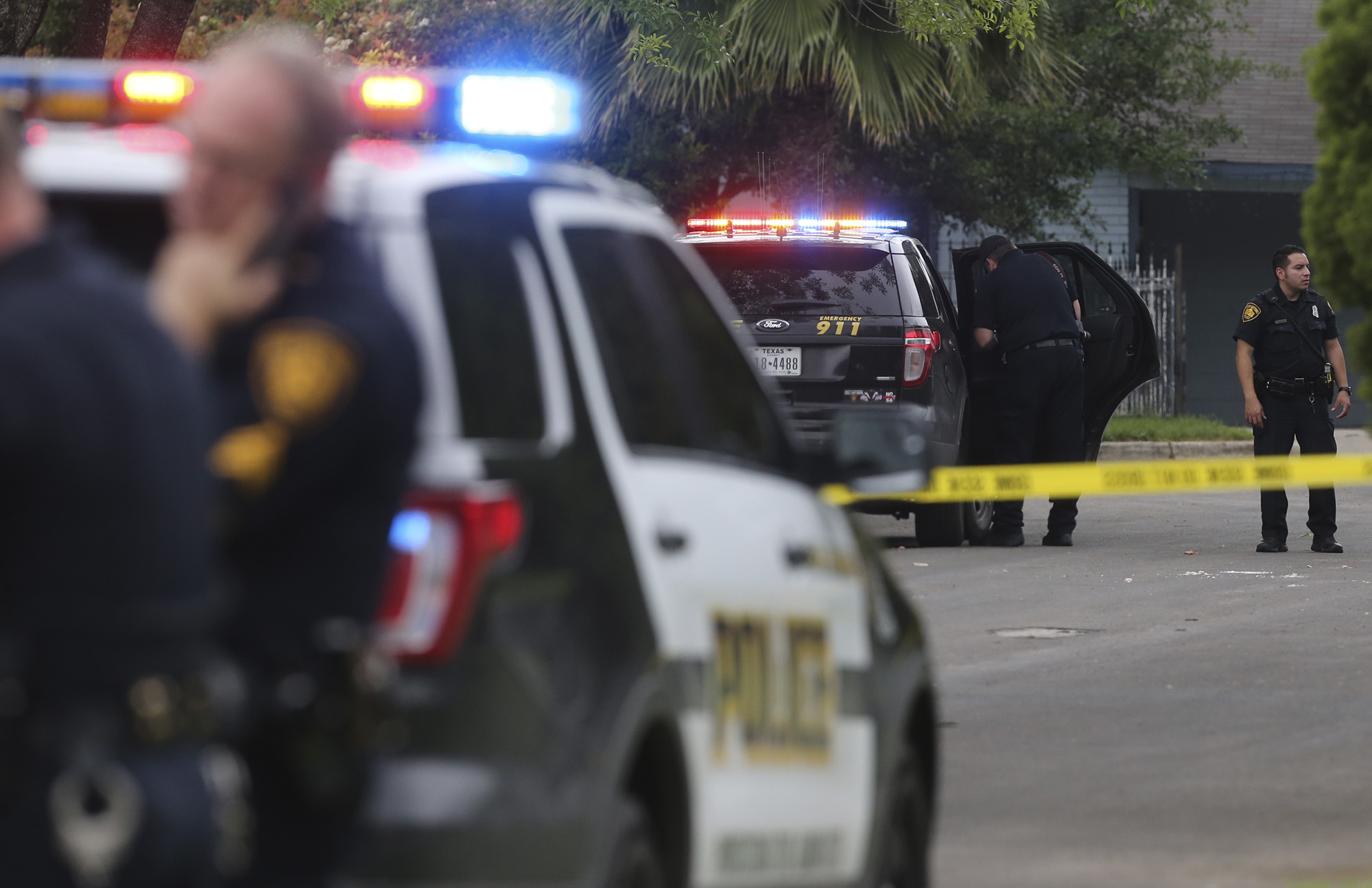 Three arrested after shots fired, brief Northwest Side police chase