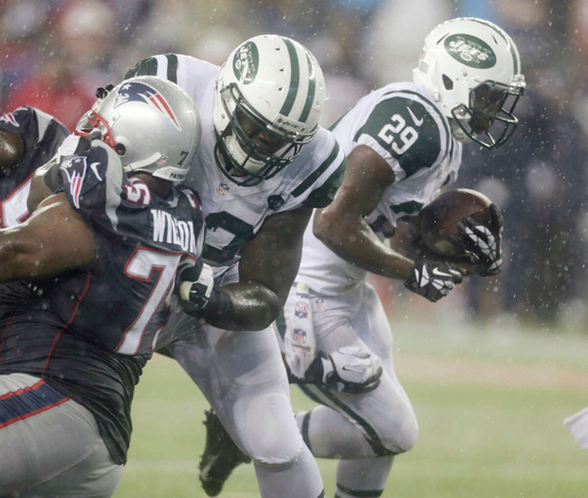 New England Patriots Offense Runs Past Jets