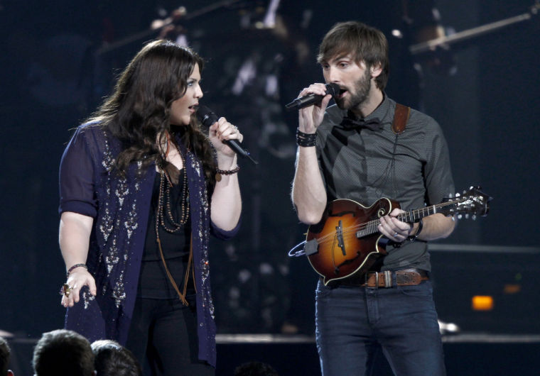 Hillary Scott, Dave Haywood,(02)