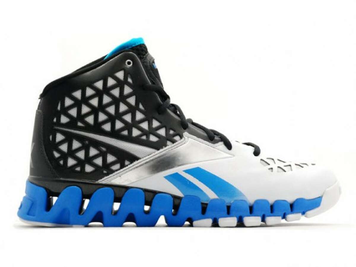 Stephen Curry's Under Armour shoes among ugliest basketball shoes of