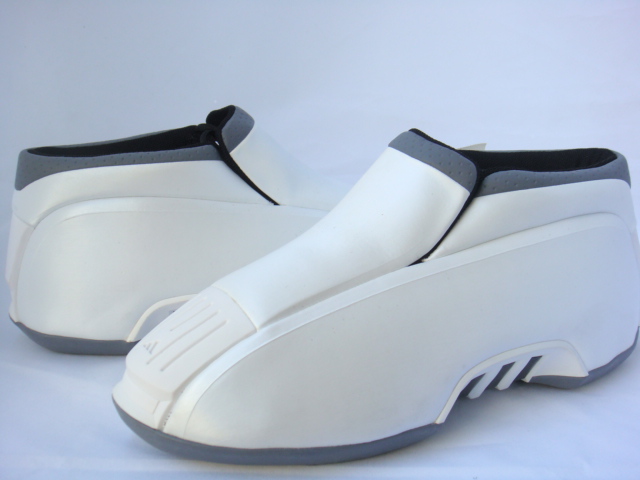 Stephen Curry s Under Armour shoes among ugliest basketball shoes