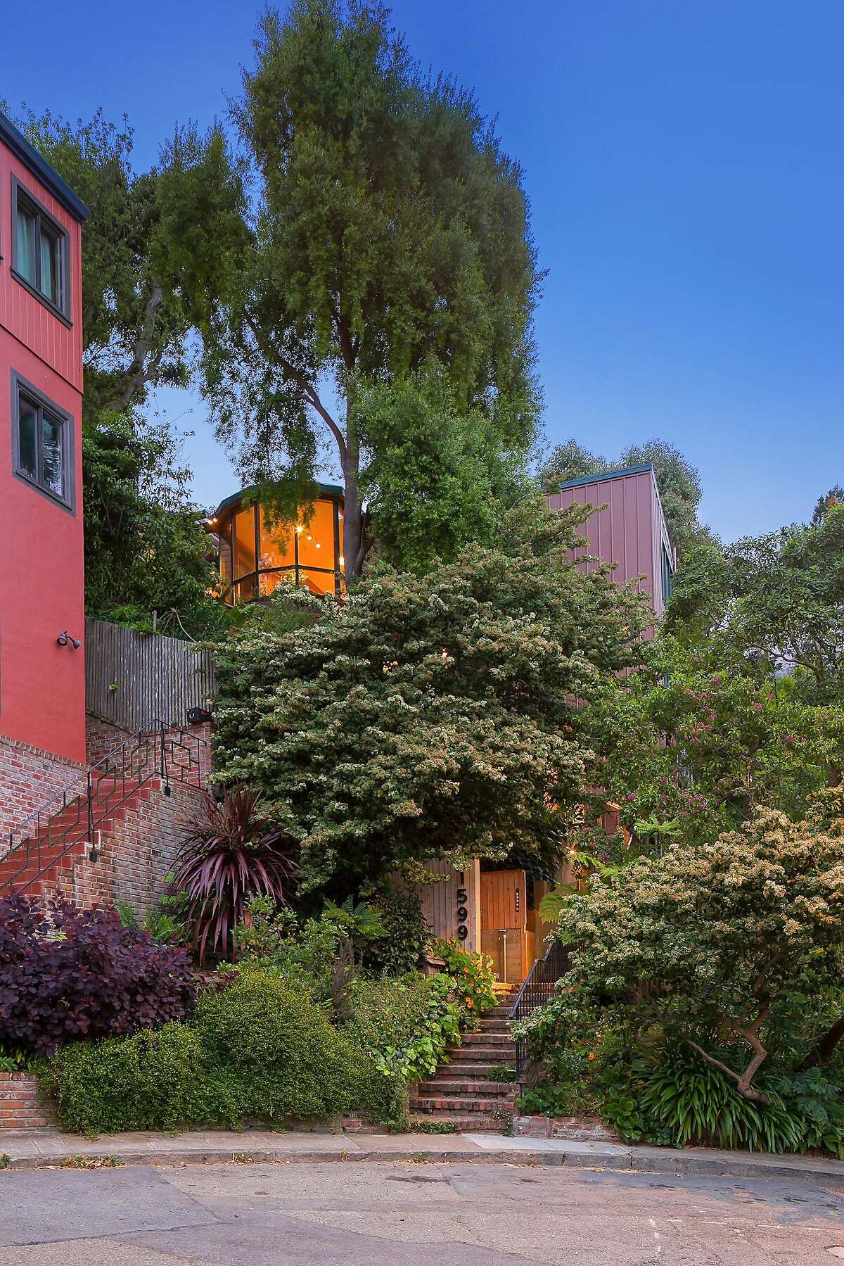 Cole Valley home once called ‘The House of Tomorrow’