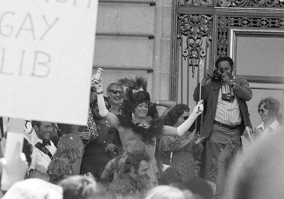 Rainbow gold mine: Early SF Pride Parade photos rediscovered in archive