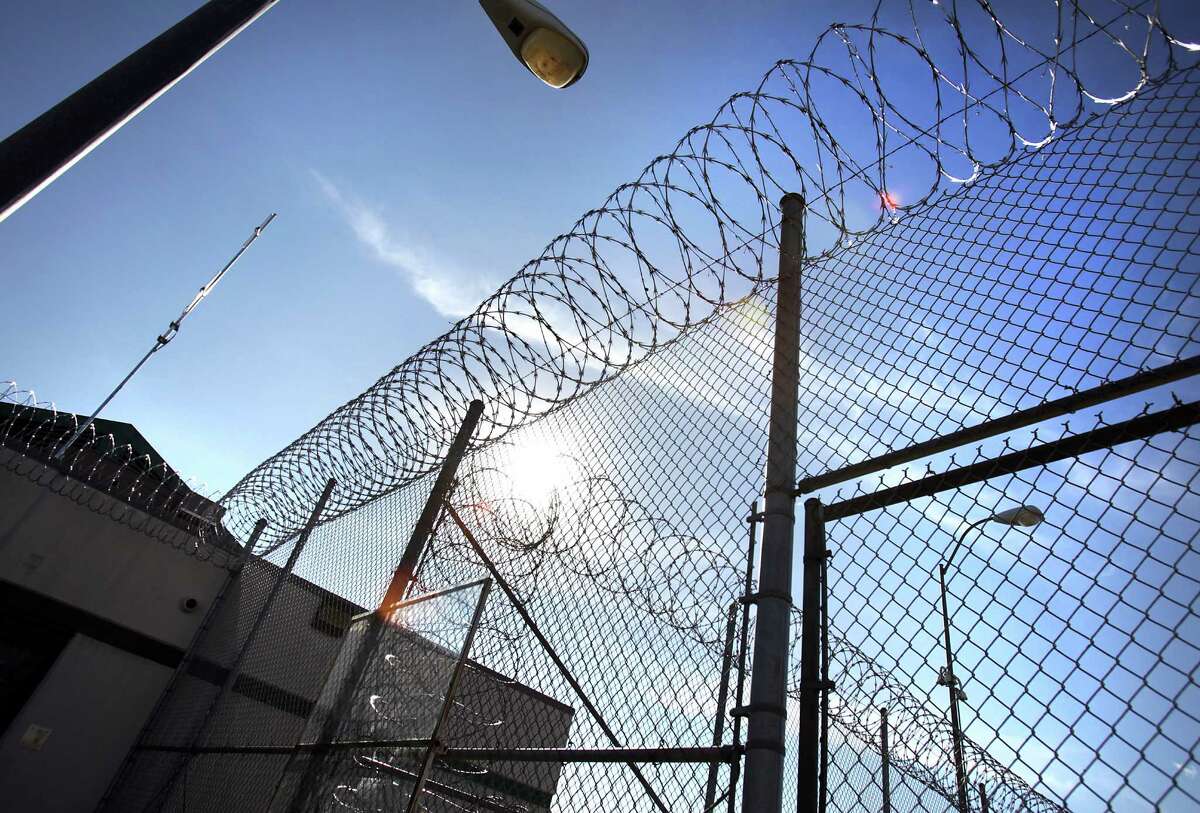 ﻿The lawsuit filed by prisoners at the Pack Unit will not directly impact inmates at other state prisons. ﻿ Click through to see how inmates died in state prisons last year.