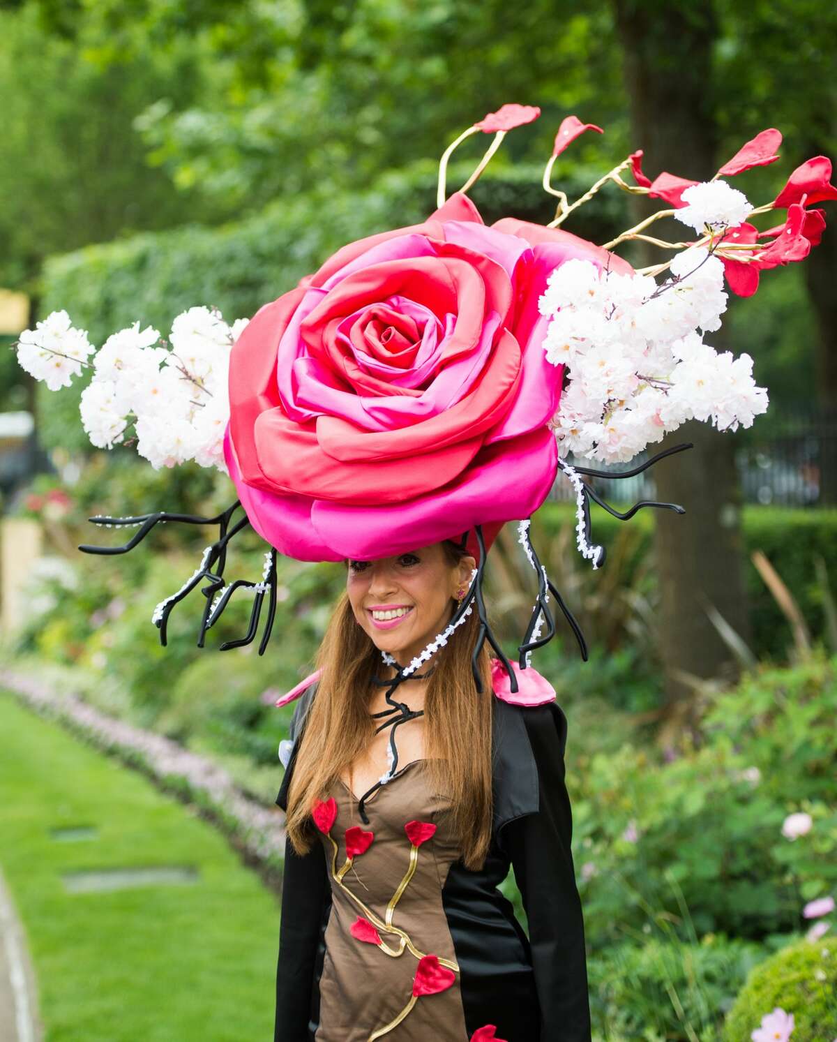 Amazing hats on display at Britains Royal Ascot