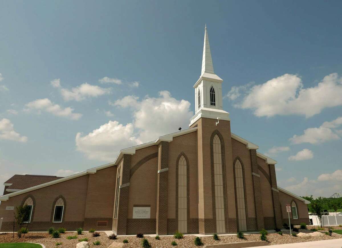 Building to last LDS church attendance surges in S.A.