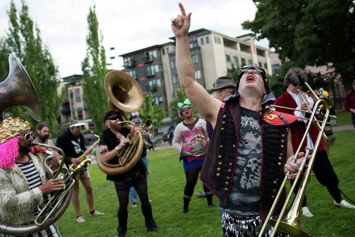 HONK! Fest West celebrates street music