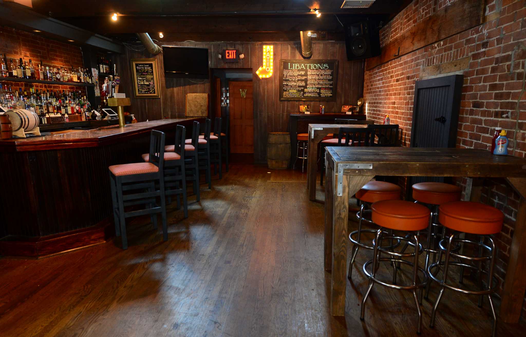 Peaches to juice up Wall Street waterfront